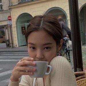 Meet your Posher, Kaylee